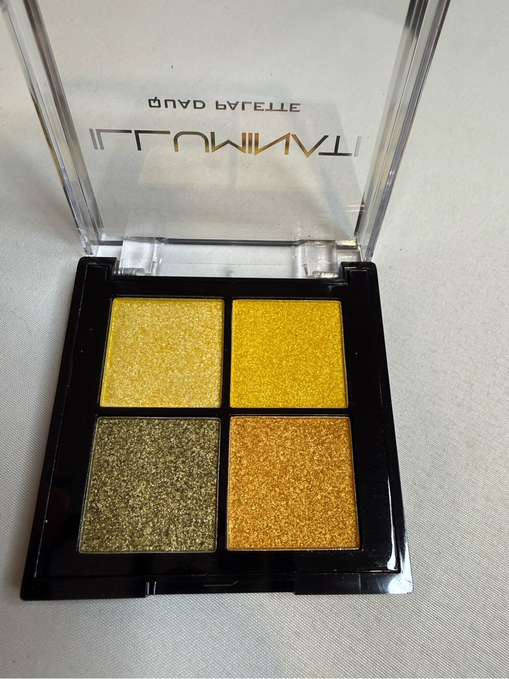 Illuminati Quad Eyeshadow Palette — Shimmering Gold & Olive Quartet
